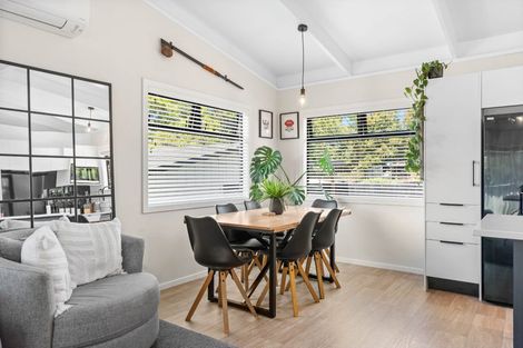 Photo of property in 2/324 Beach Road, Onerahi, Whangarei, 0110