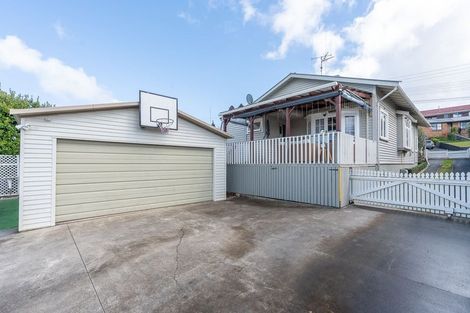 Photo of property in 9 Mahoe Street, Melville, Hamilton, 3206
