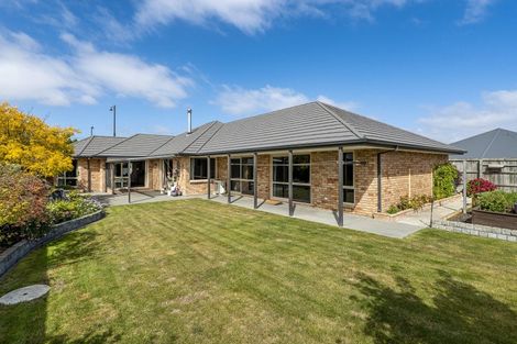 Photo of property in 7 Jarnac Boulevard, Yaldhurst, Christchurch, 8042