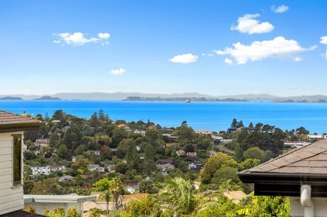 Photo of property in 791a East Coast Road, Northcross, Auckland, 0630