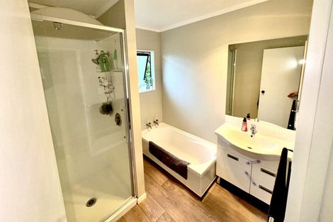 Photo of property in 54 Geraldine Crescent, Cloverlea, Palmerston North, 4412