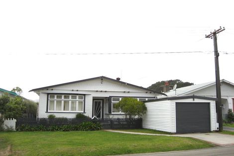 Photo of property in 102 Standen Street, Karori, Wellington, 6012