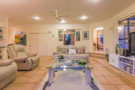 Photo of property in 62 Keywella Drive, Conifer Grove, Takanini, 2112