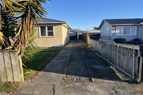 Photo of property in 2 Collingwood Street, Levin, 5510