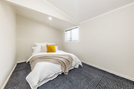 Photo of property in 11 Othello Drive, Clover Park, Auckland, 2023