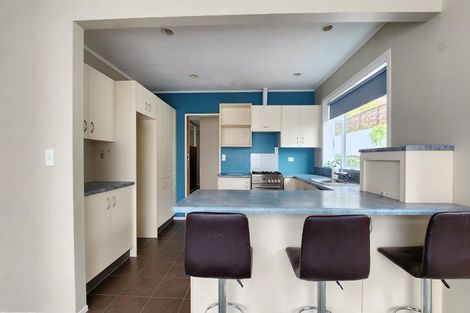 Photo of property in 10 Oriel Avenue, Tawa, Wellington, 5028