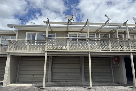 Photo of property in 170c Queen Street, Northcote Point, Auckland, 0627