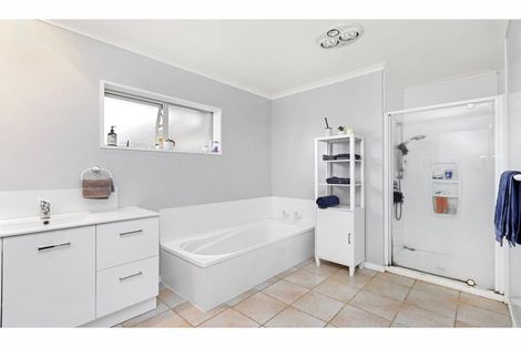 Photo of property in 53 Bartholomew Drive, Nawton, Hamilton, 3200