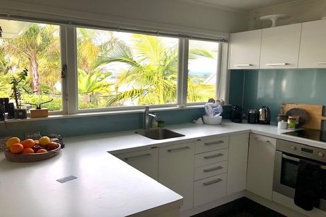 Photo of property in 17 Beach Road, Castor Bay, Auckland, 0620