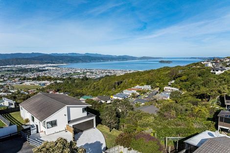 Photo of property in 280 Maungaraki Road, Maungaraki, Lower Hutt, 5010