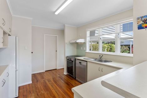Photo of property in 17 Rata Street, Waikanae, 5036