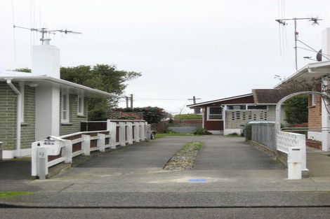 Photo of property in 45a Karaka Crescent, Levin, 5510