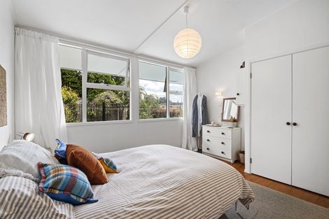 Photo of property in 230 Onewa Road, Birkenhead, Auckland, 0626