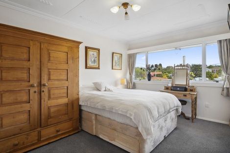 Photo of property in 8 Jason Street, Helensburgh, Dunedin, 9010