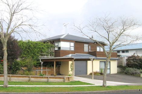 Photo of property in 40 Lansdowne Crescent, Glenview, Hamilton, 3206