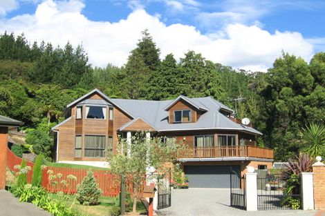 Photo of property in 16 Mccarthy Grove, Clouston Park, Upper Hutt, 5018