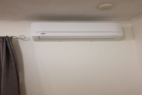 Photo of property in 27a Enfield Road, Hospital Hill, Napier, 4110