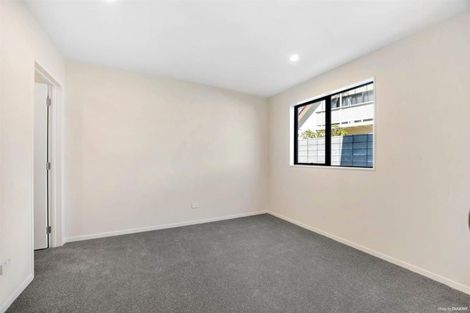 Photo of property in 4b The Parade, Bucklands Beach, Auckland, 2012