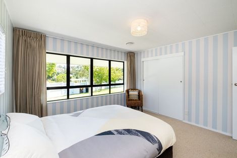 Photo of property in 105 James Cook Street, Havelock North, 4130