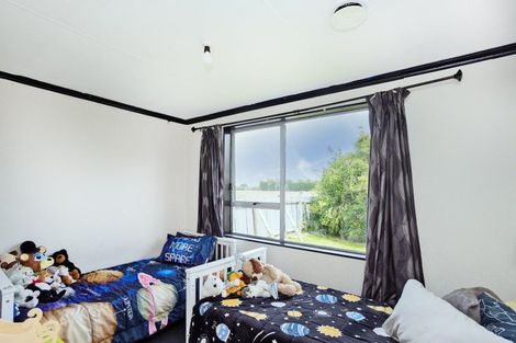 Photo of property in 122 Cunningham Crescent, Grasmere, Invercargill, 9810