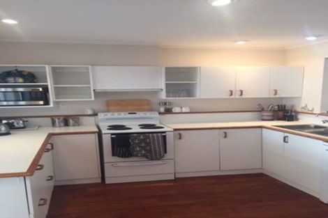 Photo of property in 59 The Esplanade, Eastern Beach, Auckland, 2012