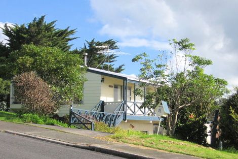 Photo of property in 83 Marellen Drive, Red Beach, 0932