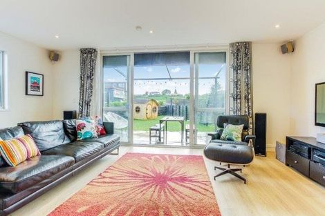 Photo of property in 22 Tanners Road, Mangere Bridge, Auckland, 2022