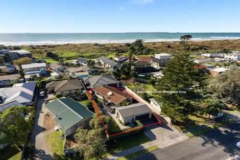 Photo of property in 237 Range Road, Papamoa Beach, Papamoa, 3118