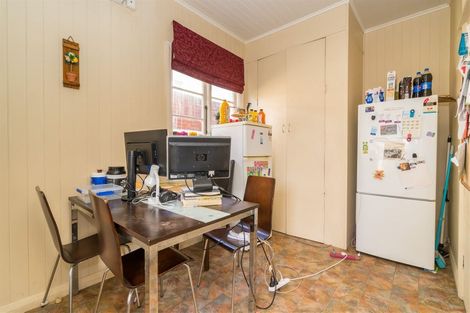 Photo of property in 33 Glendining Avenue, North East Valley, Dunedin, 9010