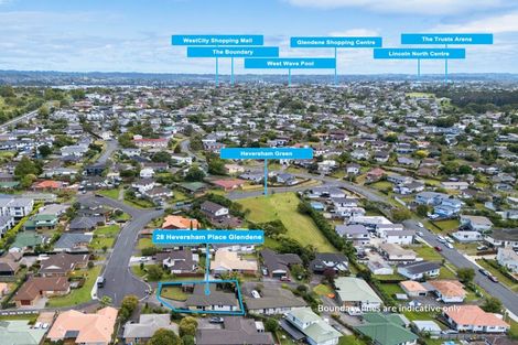 Photo of property in 28 Heversham Place, Glendene, Auckland, 0602