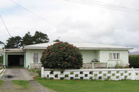 Photo of property in 25 Brookes Terrace, Waitara, 4320