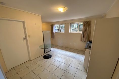 Photo of property in 84 Glencoe Road, Browns Bay, Auckland, 0630