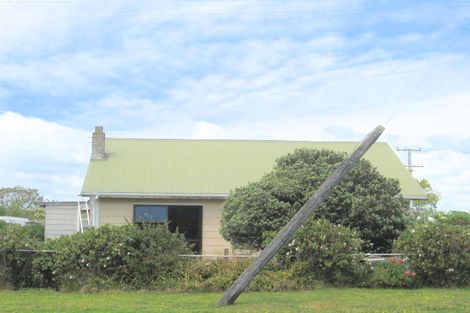 Photo of property in 36 Banks Street, Tolaga Bay, 4077