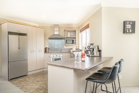 Photo of property in 34 Branigan Parade, Kelvin Grove, Palmerston North, 4414