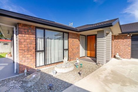 Photo of property in 88 Rosalie Terrace, Kelvin Grove, Palmerston North, 4414
