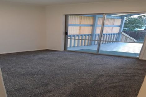 Photo of property in 38 Riverpark Crescent, Henderson, Auckland, 0610