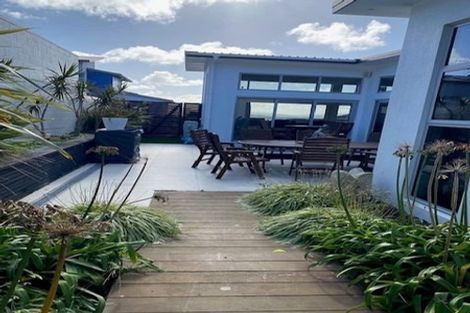 Photo of property in 5 Linacre Way, Tawa, Wellington, 5028