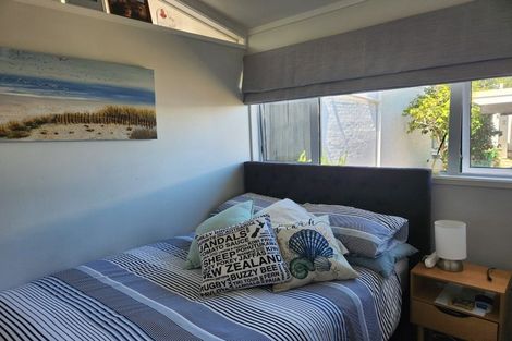 Photo of property in 1/38 William Souter Street, Forrest Hill, Auckland, 0620