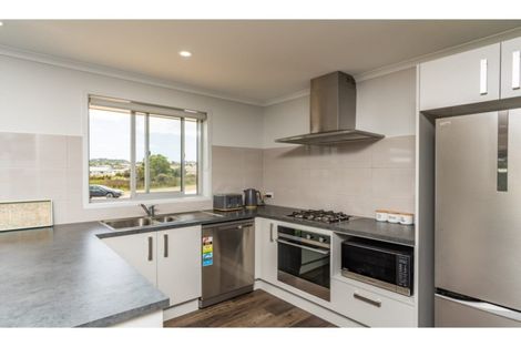 Photo of property in 26 Northcoast Place, Mangawhai Heads, Mangawhai, 0505
