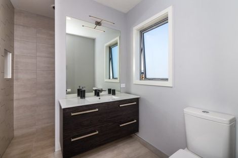 Photo of property in 71 Ross Rise, Kinloch, Taupo, 3385