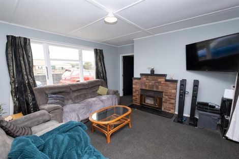 Photo of property in 9 Domain Road, Toko, Stratford, 4392