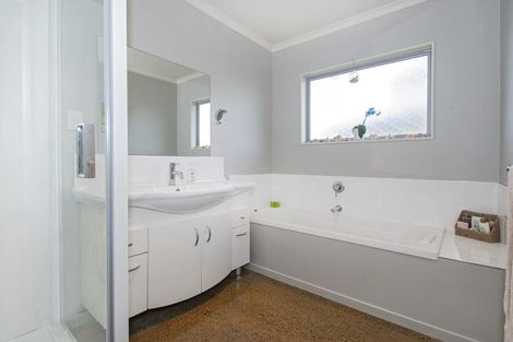 Photo of property in 4 Sea Dune Place, Ruakaka, 0116