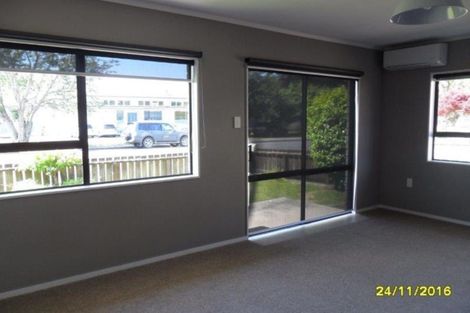 Photo of property in 47 Clare Street, Cambridge, 3434