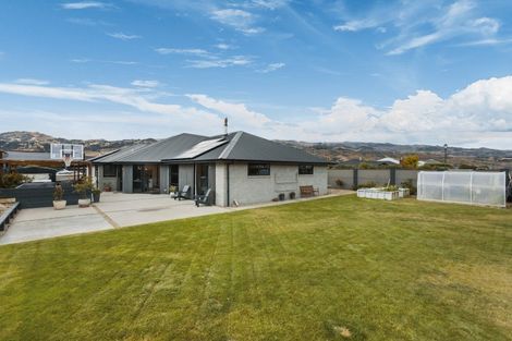 Photo of property in 39 Missy Crescent, Mount Pisa, Cromwell, 9383