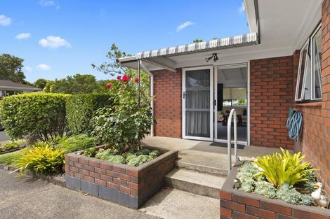 Photo of property in 1b Cherry Place, Waiuku, 2123