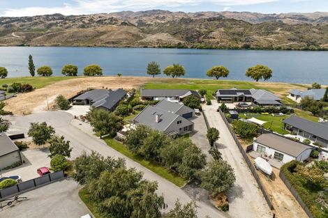 Photo of property in 18 Quartz Lane, Mount Pisa, Cromwell, 9383