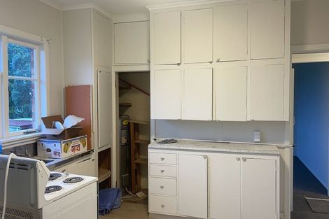 Photo of property in 63 Golf Road, New Lynn, Auckland, 0600