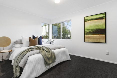 Photo of property in 69 Pine Avenue, Henderson, Auckland, 0612