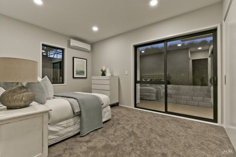 Photo of property in 21 Longshore Drive, Long Bay, Auckland, 0630