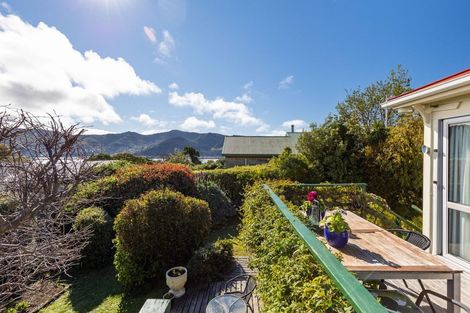 Photo of property in 17 Whero Avenue, Diamond Harbour, Lyttelton, 8971